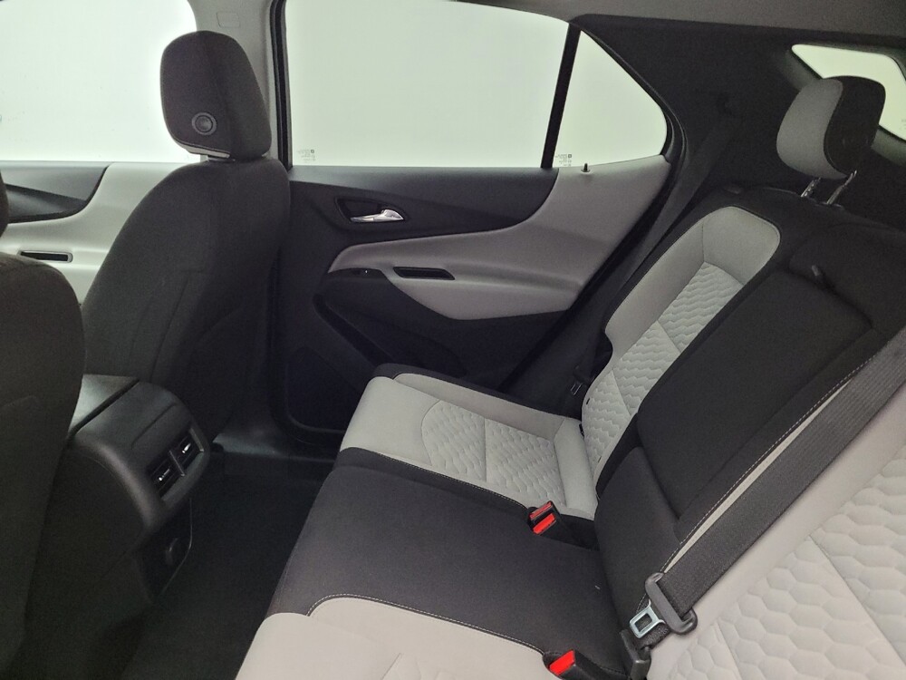 2018 Chevrolet Equinox in Columbus, OH 43228 - 18128815 18