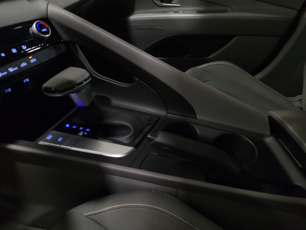 2023 Hyundai Elantra in New Castle, DE 19720 - 18128820 26