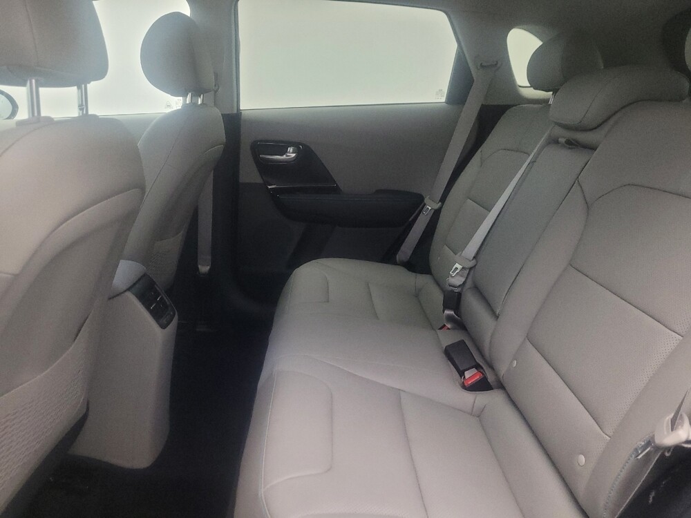 2021 Kia Niro in Mesa, AZ 85210 - 18128823 18