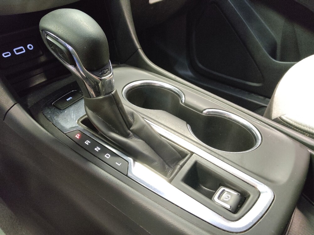 2022 Chevrolet Equinox in Glendale, AZ 85301 - 18128824 26