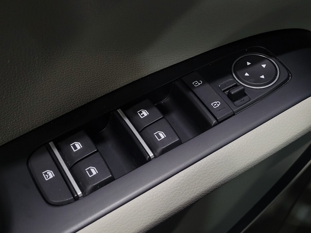 2021 Kia Soul in Pittsburgh, PA 15236 - 18128828 27