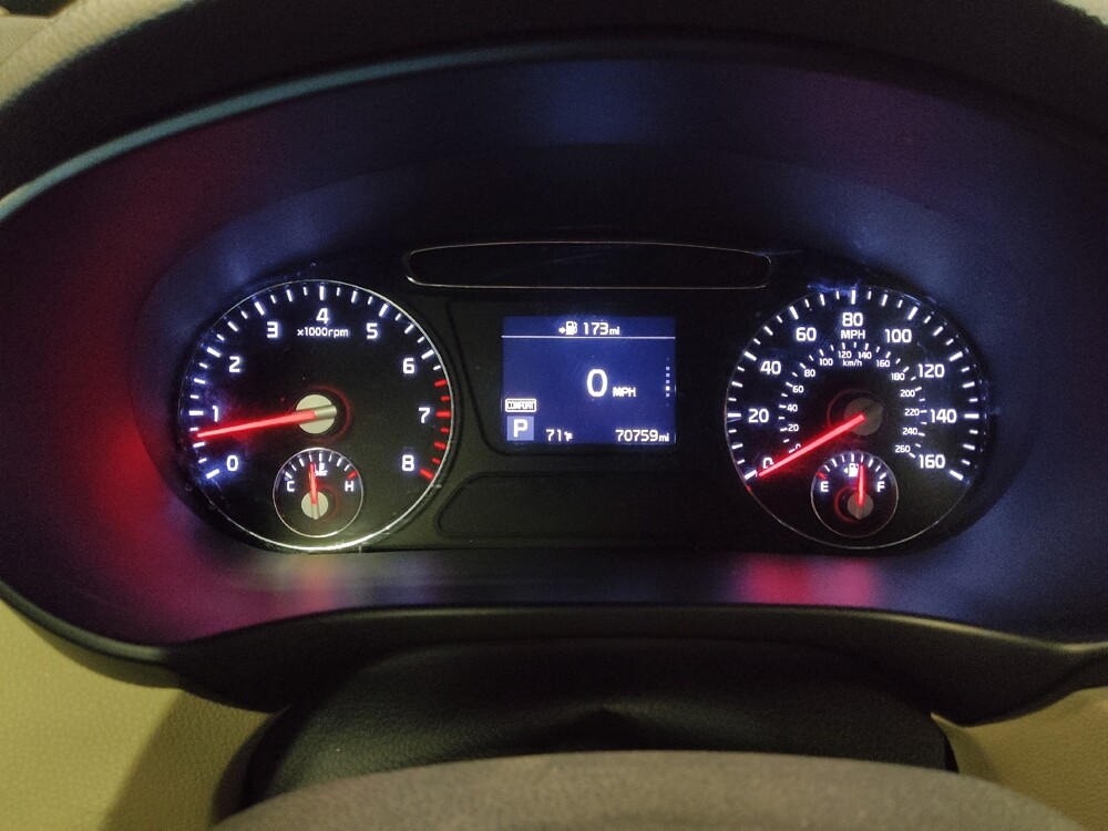 2019 Kia Sorento in Chandler, AZ 85225 - 18128833 23