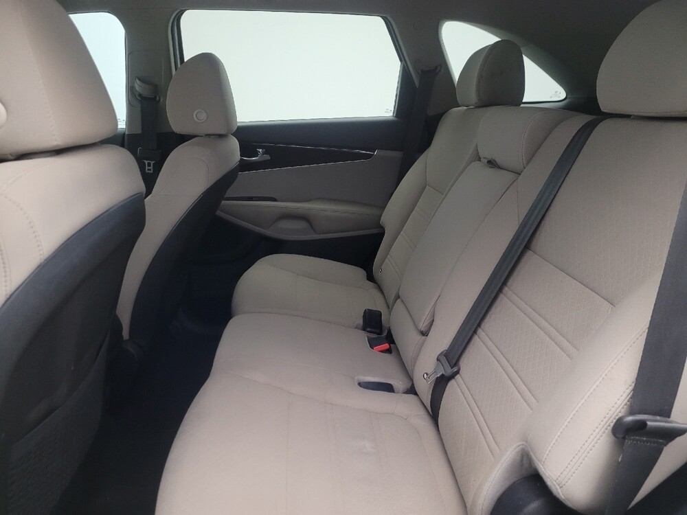 2019 Kia Sorento in Chandler, AZ 85225 - 18128833 18