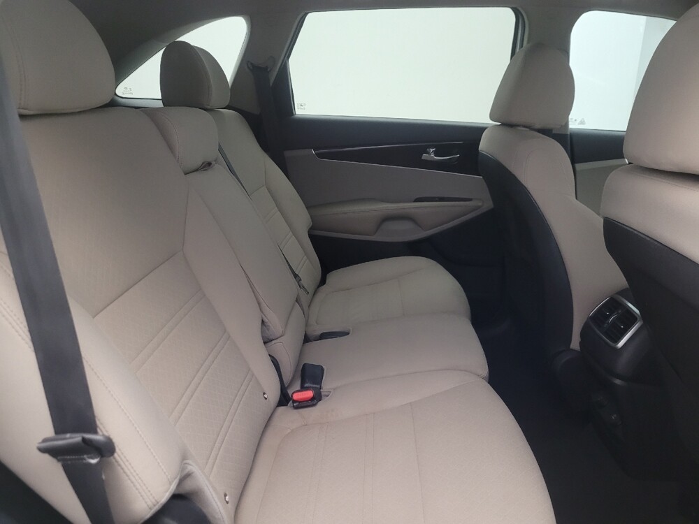 2019 Kia Sorento in Chandler, AZ 85225 - 18128833 19