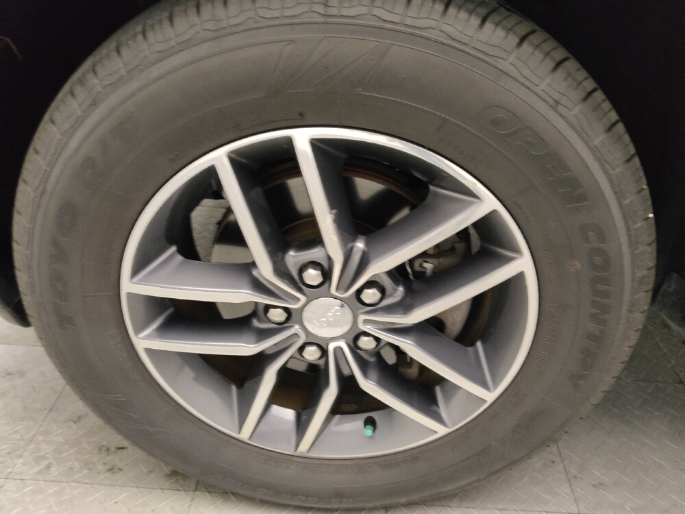 2018 Jeep Grand Cherokee in Pelham, AL 35124 - 18128858 31