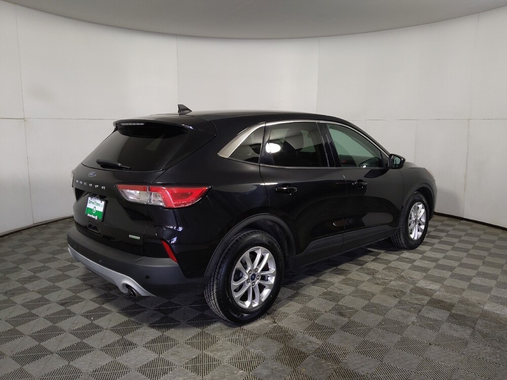 2020 Ford Escape in Midlothian, IL 60445 - 18128859 10