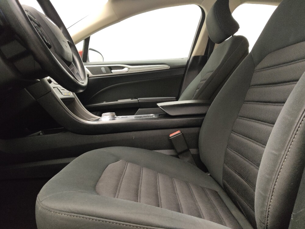 2019 Ford Fusion in Live Oak, TX 78233 - 18128861 17