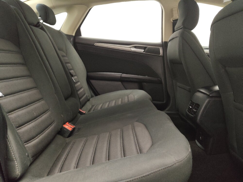 2019 Ford Fusion in Live Oak, TX 78233 - 18128861 19