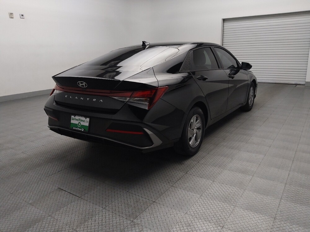 2025 Hyundai Elantra in San Antonio, TX 78238 - 18128862 9