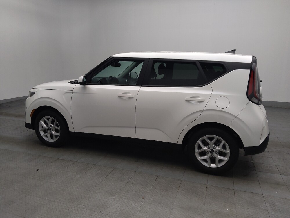 2025 Kia Soul in Marietta, GA 30062 - 18128863 3