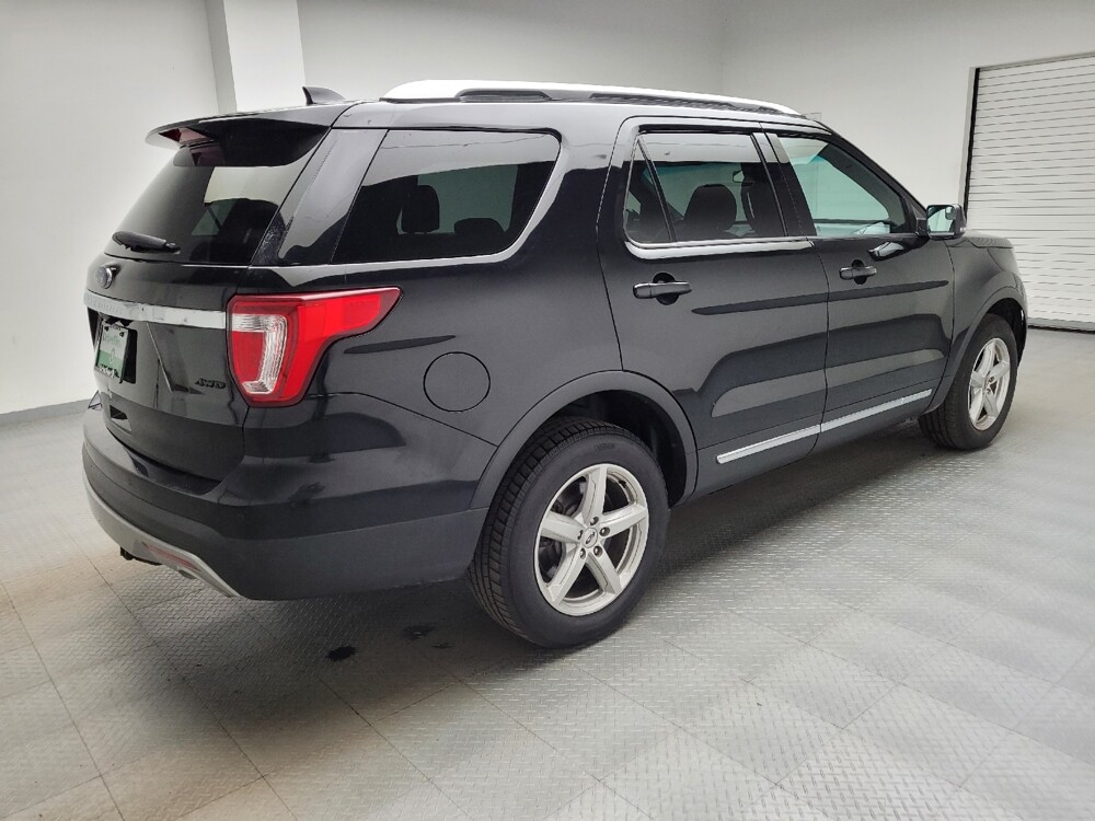 2016 Ford Explorer in Taylor, MI 48180 - 18128870 10