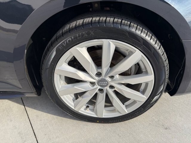 2018 Audi A4 in Knoxville, TN 37920 - 18128882 29