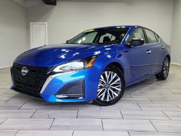 2025 Nissan Altima in Cinnaminson, NJ 08077