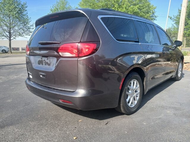 2021 Chrysler Voyager in Knoxville, TN 37912 - 18128904 5