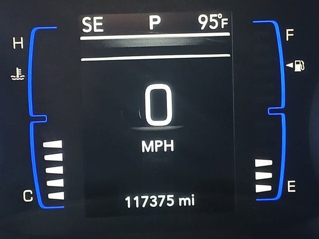 2021 Chrysler Voyager in Knoxville, TN 37912 - 18128904 10