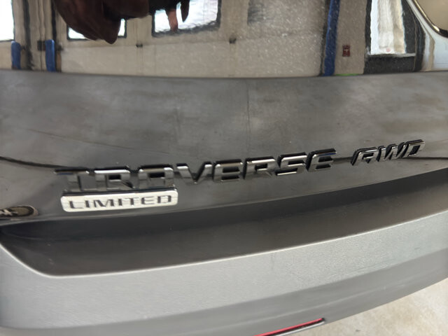 2024 Chevrolet Traverse in Burlington, WI 53105 - 18128911 10