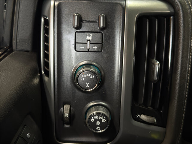 2017 Chevrolet Silverado 1500 in Burlington, WI 53105 - 18128912 30