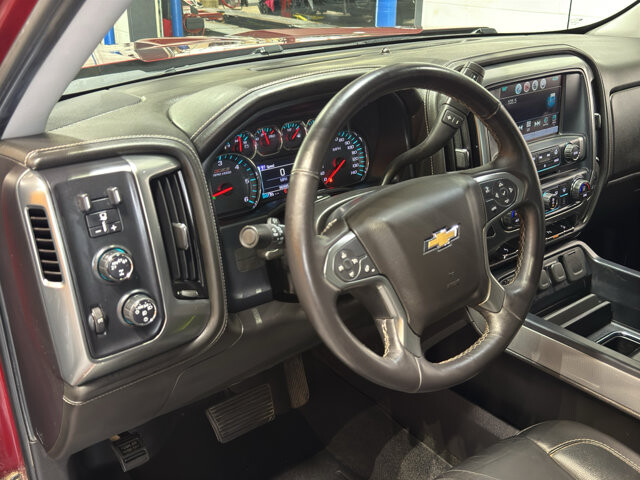 2017 Chevrolet Silverado 1500 in Burlington, WI 53105 - 18128912 15