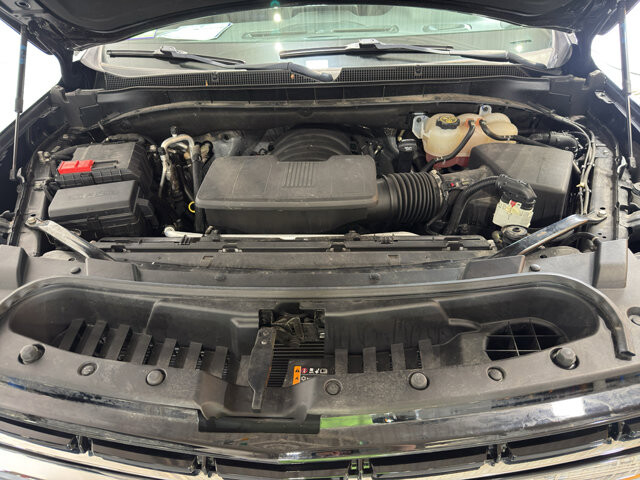 2023 Chevrolet Tahoe in Burlington, WI 53105 - 18128917 37