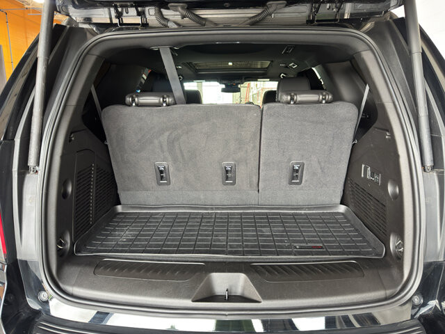 2023 Chevrolet Tahoe in Burlington, WI 53105 - 18128917 21