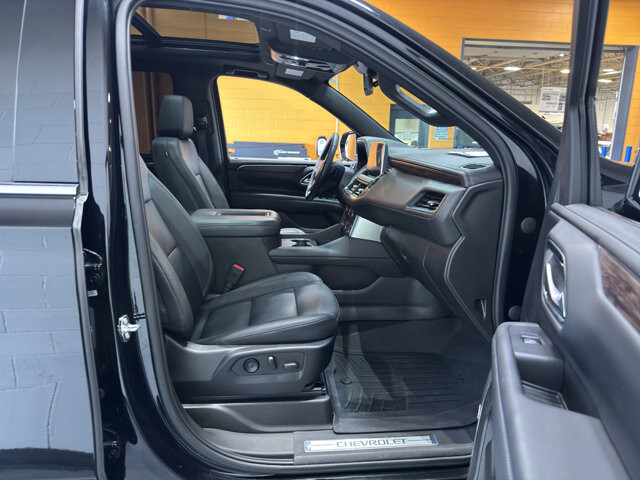 2023 Chevrolet Tahoe in Burlington, WI 53105 - 18128917 19