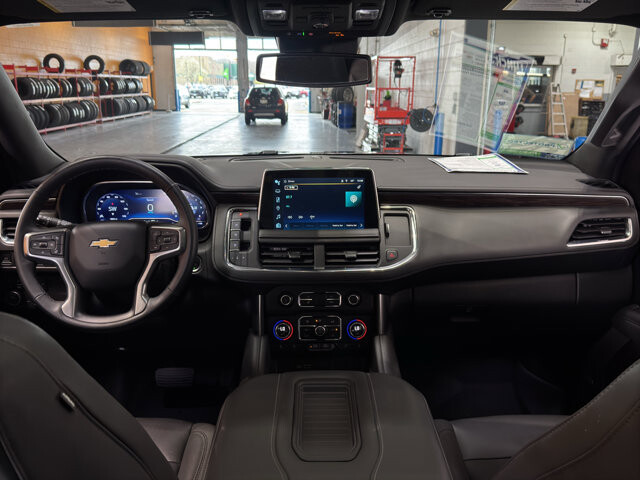 2023 Chevrolet Tahoe in Burlington, WI 53105 - 18128917 14