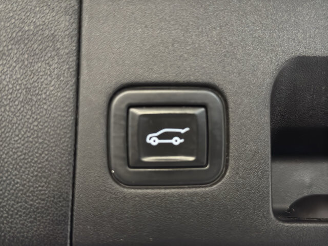 2022 Cadillac XT5 in Burlington, WI 53105 - 18128920 22