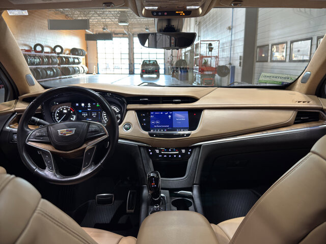 2022 Cadillac XT5 in Burlington, WI 53105 - 18128920 14