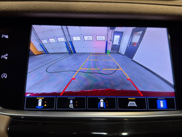 2022 Cadillac XT5 in Burlington, WI 53105 - 18128920 32