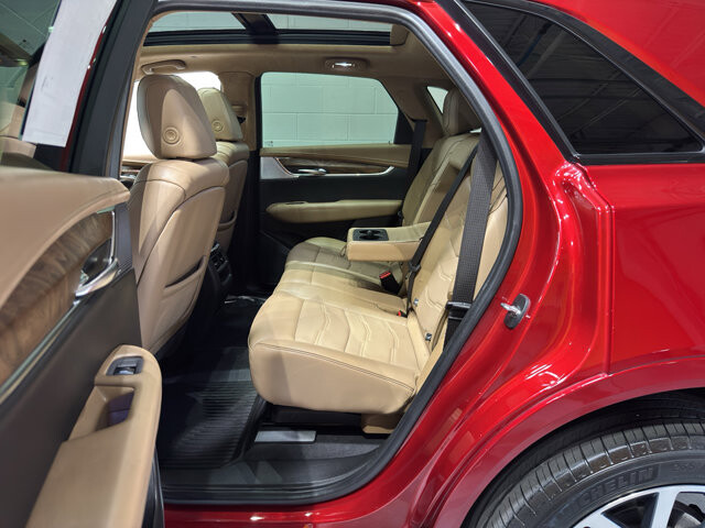 2022 Cadillac XT5 in Burlington, WI 53105 - 18128920 12