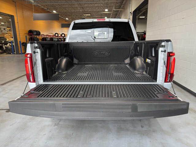 2025 Ford F150 in Burlington, WI 53105 - 18128923 21