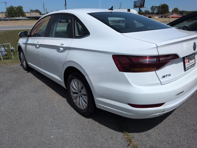 2019 Volkswagen Jetta in North Little Rock, AR 72117-1620 - 18128929 3