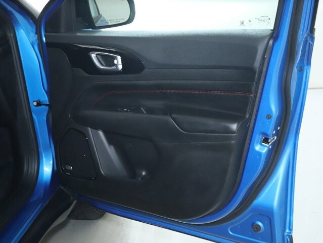 2024 Jeep Compass in Bedford, OH 44146 - 18128932 36