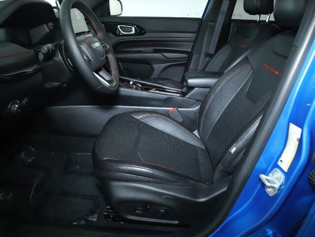 2024 Jeep Compass in Bedford, OH 44146 - 18128932 19