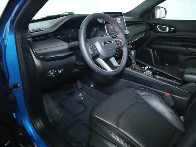 2024 Jeep Compass in Bedford, OH 44146 - 18128932 18