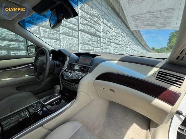 2015 INFINITI Q70 in Decatur, GA 30032 - 18128936 22