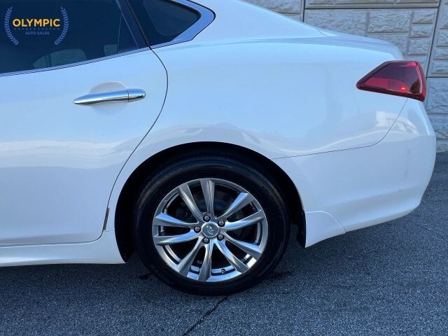 2015 INFINITI Q70 in Decatur, GA 30032 - 18128936 10