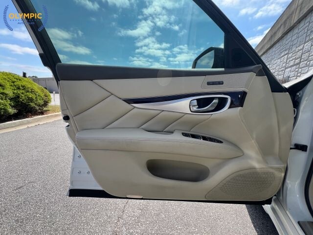 2015 INFINITI Q70 in Decatur, GA 30032 - 18128936 47