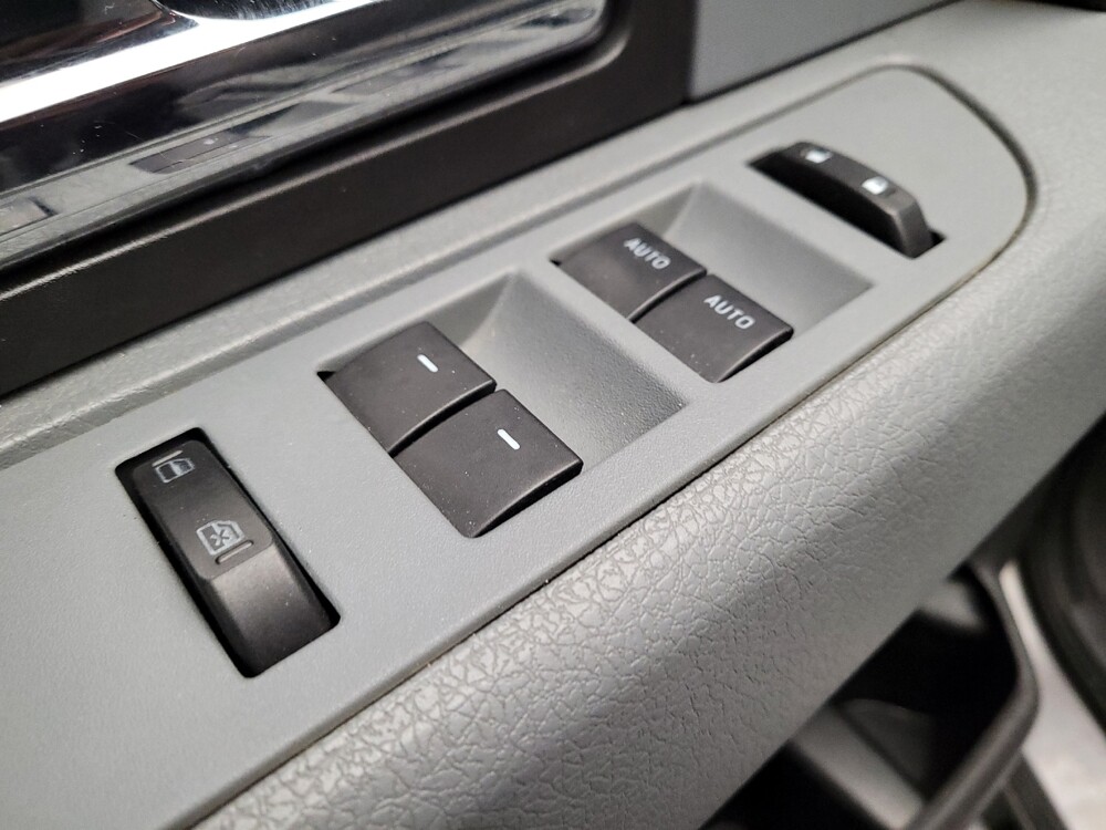 2013 Ford F150 in Downey, CA 90241 - 18128940 27