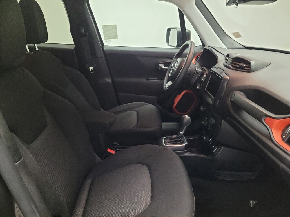 2019 Jeep Renegade in Downey, CA 90241 - 18128944 21