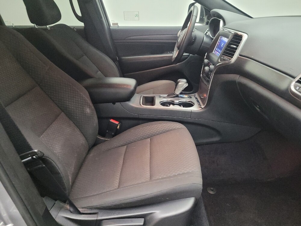 2018 Jeep Grand Cherokee in Downey, CA 90241 - 18128946 21