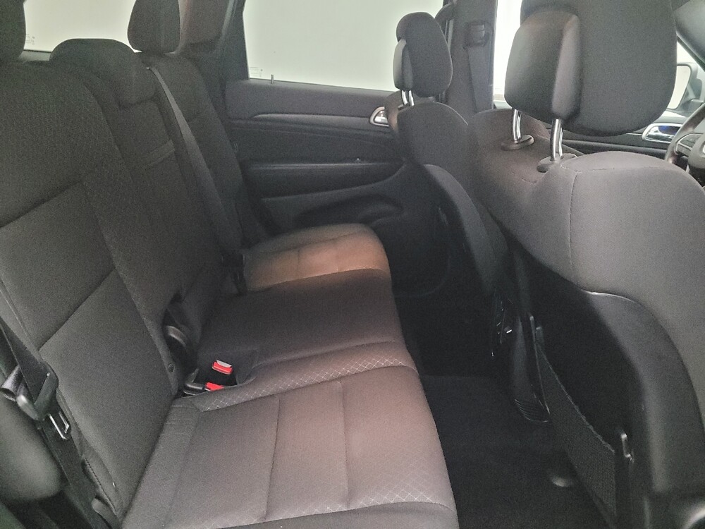 2018 Jeep Grand Cherokee in Downey, CA 90241 - 18128946 19