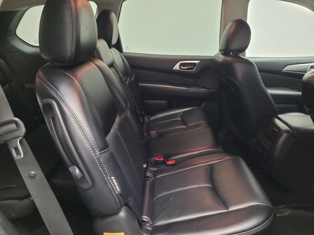 2020 Nissan Pathfinder in Torrance, CA 90504 - 18128948 19