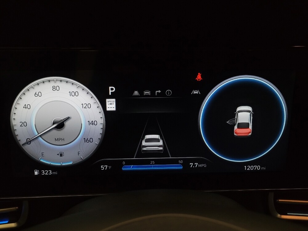 2025 Hyundai Elantra in Downey, CA 90241 - 18128952 23