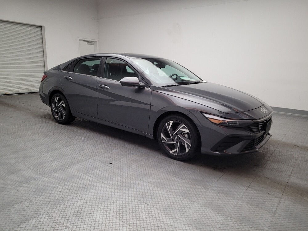 2025 Hyundai Elantra in Downey, CA 90241 - 18128952 11