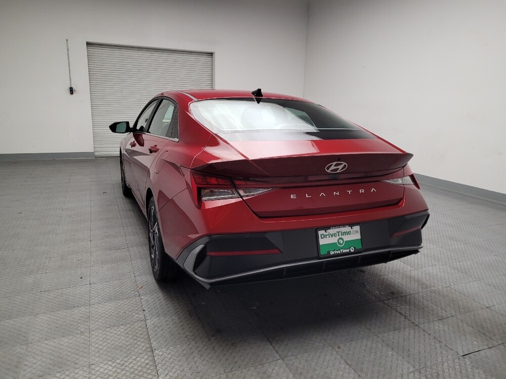 2025 Hyundai Elantra in Downey, CA 90241 - 18128953 6