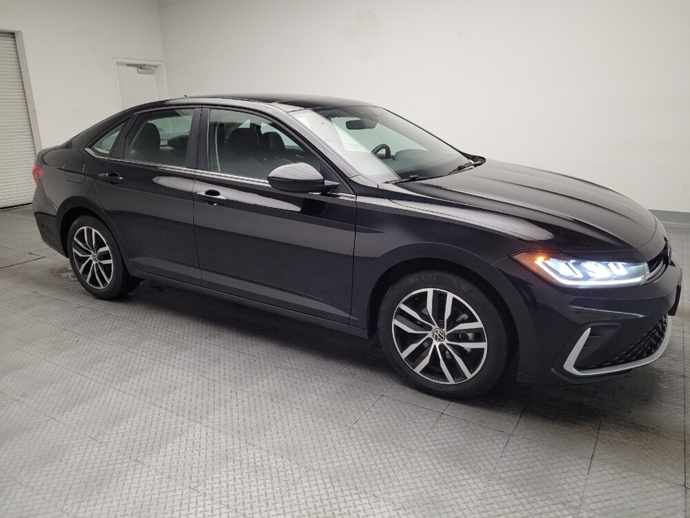 2025 Volkswagen Jetta in Montclair, CA 91763 - 18128954 11