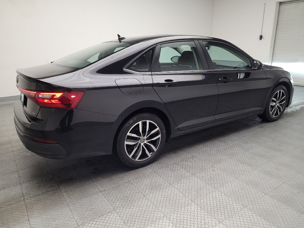 2025 Volkswagen Jetta in Montclair, CA 91763 - 18128954 10