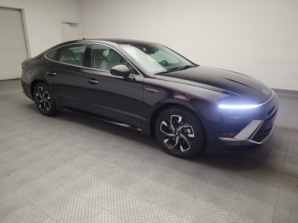 2025 Hyundai Sonata in Downey, CA 90241 - 18128956 11
