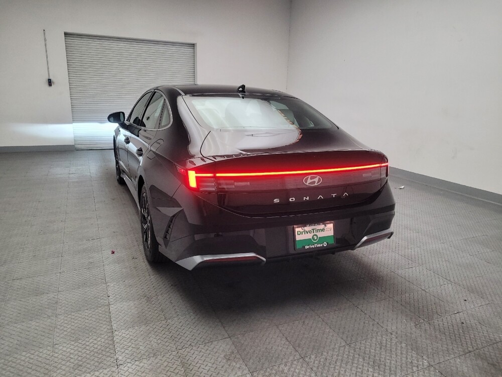 2025 Hyundai Sonata in Downey, CA 90241 - 18128956 6